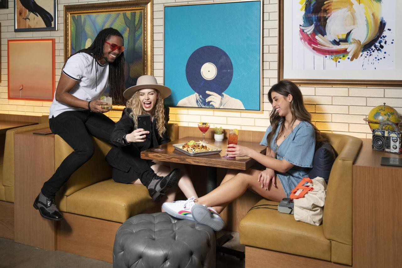 Moxy Austin - University Екстериор снимка