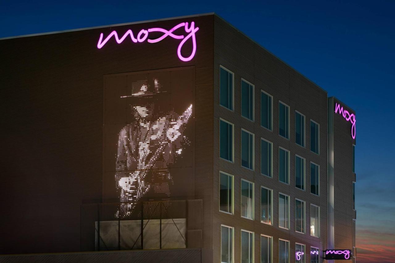 Moxy Austin - University Hotel Екстериор снимка